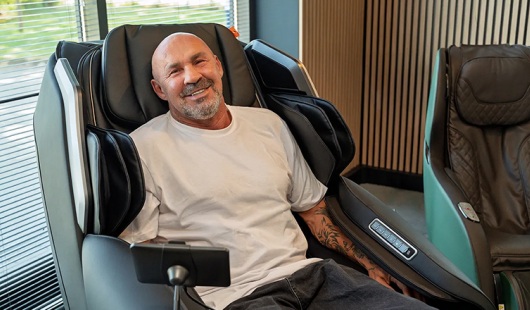 Przemysław Saleta w salonie Pro-Wellness! Zapraszamy na wywiad  [Video]